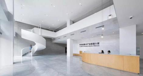 成都海倫天麓銷(xiāo)售中心，東方優(yōu)雅與現代融合的空間縮影！